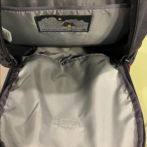 The North Face Women's Jester Backpack - Picture 10 of 12